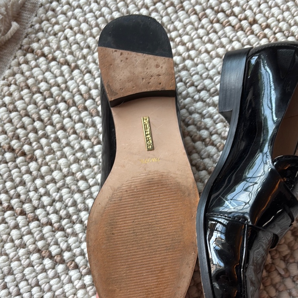 Louise et Cie Black Loafers - Picture 3 of 5